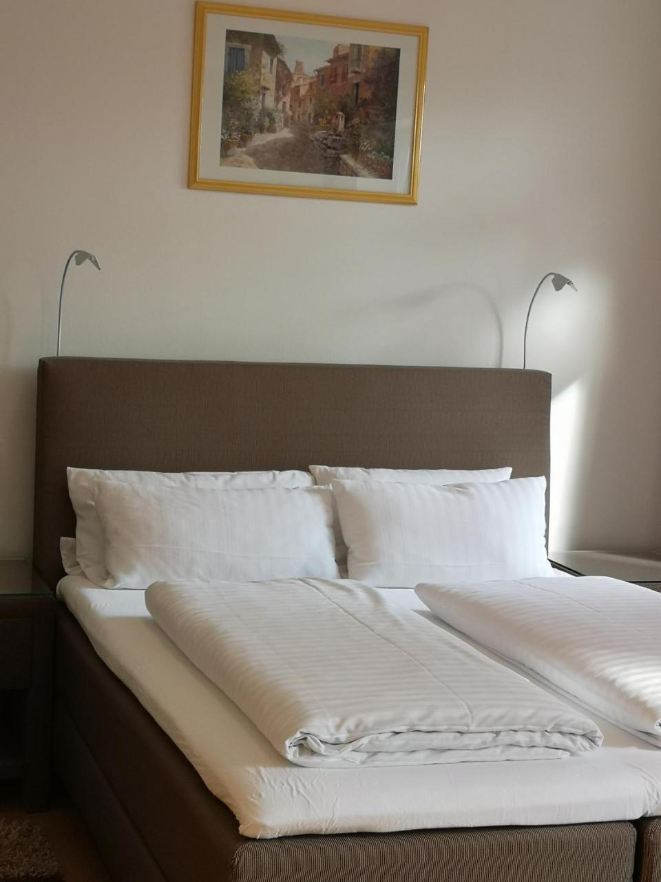 Tuniberg Restaurant Hotel Freiburg im Breisgau Eksteriør billede